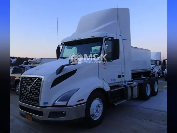 2020 VOLVO VNL64T300c9e8de3b1c8f317c67ee496edfac7c55