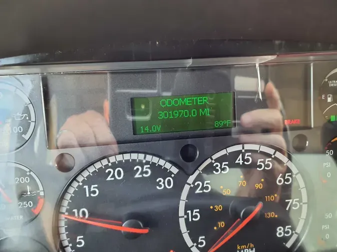 2019 FREIGHTLINER M2 106
