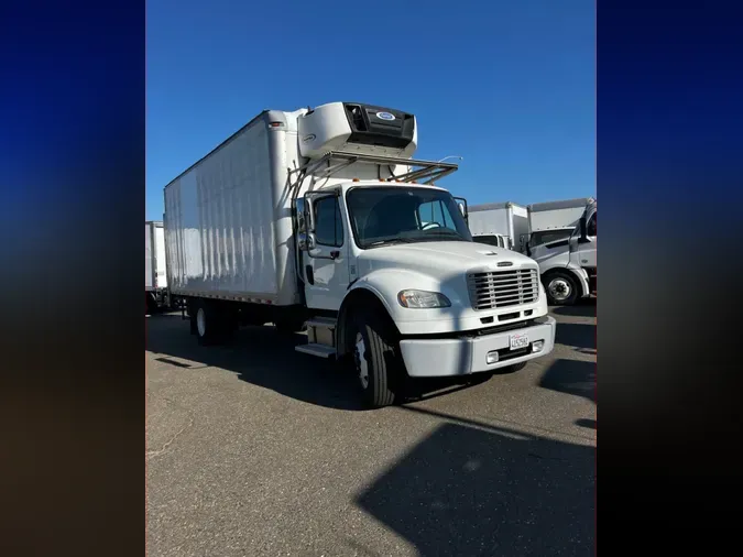 2018 FREIGHTLINER M2 106