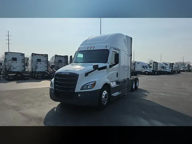 2022 Freightliner Cascadia 126