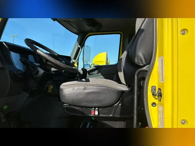 2018 INTERNATIONAL RH613