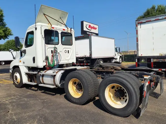 2018 FREIGHTLINER CASCADIA 125
