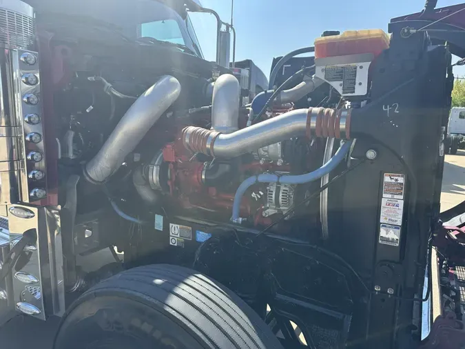 2025 Peterbilt 589c9f5fa4cb9a84dbeaeffa2a83bd7b02e