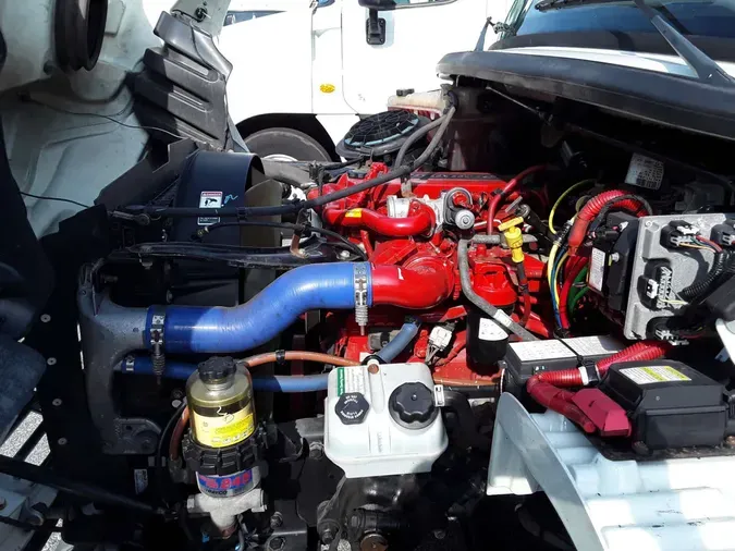 2019 FREIGHTLINER M2 106