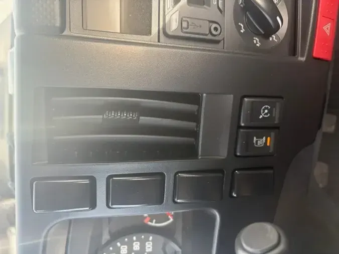 2025 ISUZU GAS NPRGASHD