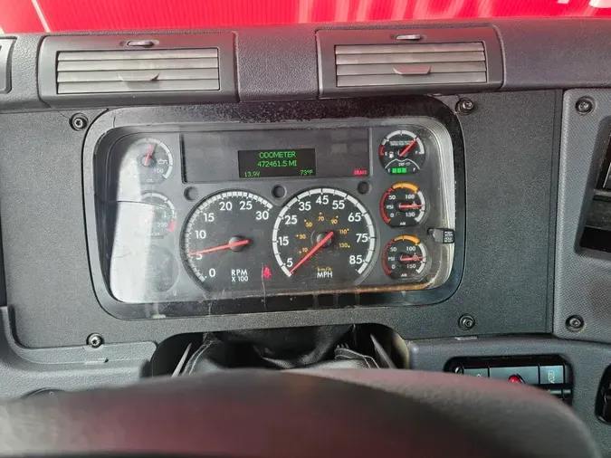 2019 FREIGHTLINER/MERCEDES CASCADIA 113