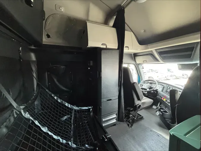 2024 Freightliner Cascadia 126ca01090ba1f582903b9585f48019244b