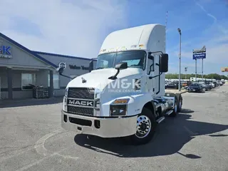 2020 MACK AN64T