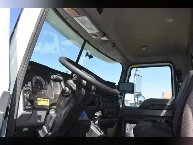 2024 MACK MD6