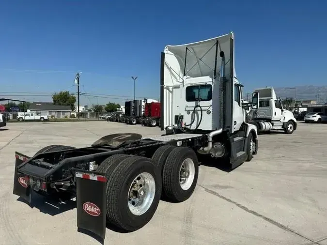 2024 Kenworth T680ca05e8670ae6c352e74cd478a4a6418d