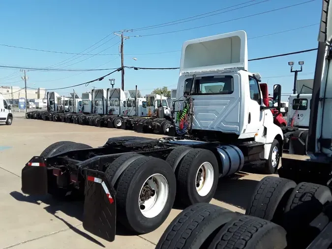2018 NAVISTAR INTERNATIONAL LT625 DAYCAB T/A