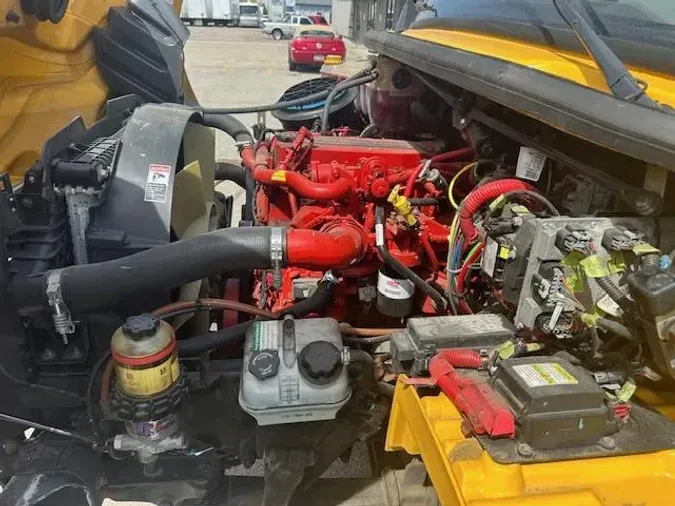 2020 Freightliner Business Class M2 106