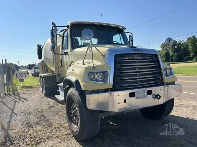 2016 FREIGHTLINER 114SD