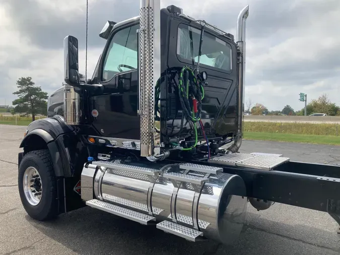 2026 International HX520