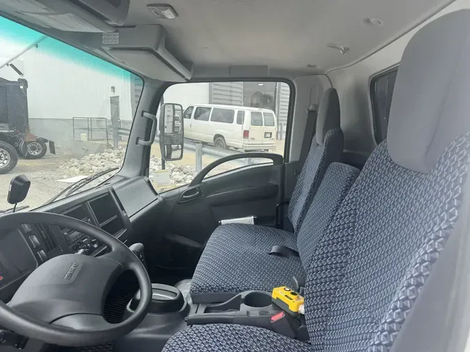 2024 ISUZU NQR DIESEL 109 wb 3R1