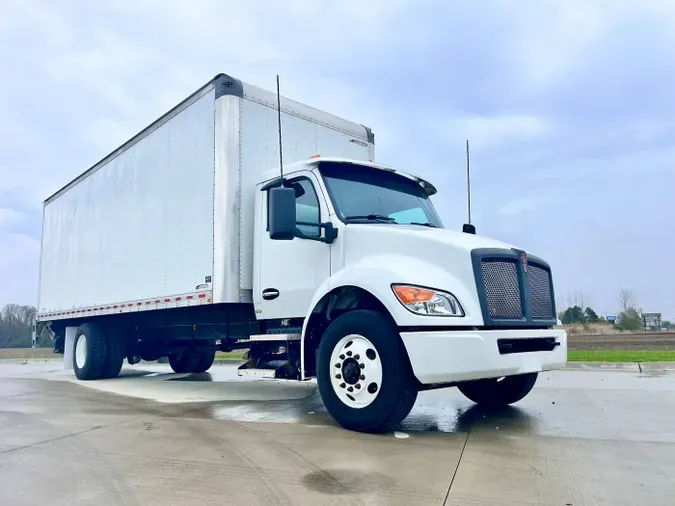 2023 Kenworth T280