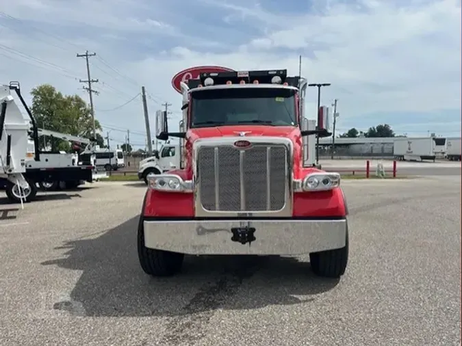 2027 PETERBILT 567