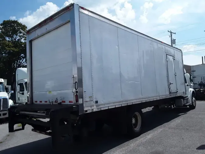 2016 FREIGHTLINER M2 106