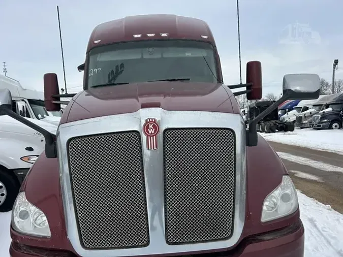 2022 KENWORTH T680