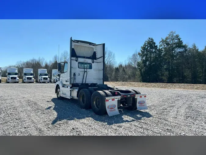 2018 Volvo VNL300