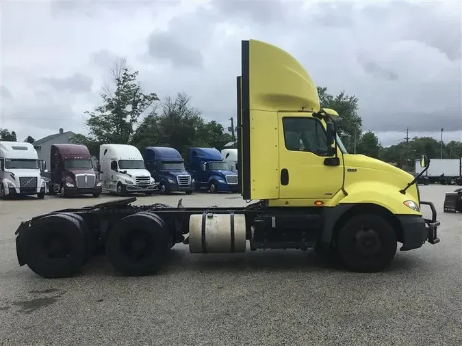 2019 INTERNATIONAL RH613