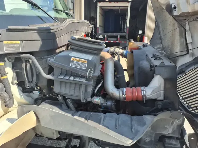 2019 NAVISTAR INTERNATIONAL 4300