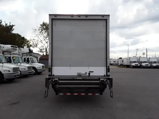 2020 FREIGHTLINER/MERCEDES M2 106
