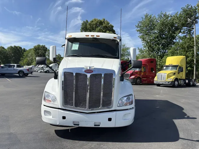 2022 Peterbilt 579ca21072864eacba2d713b285fa4786ff
