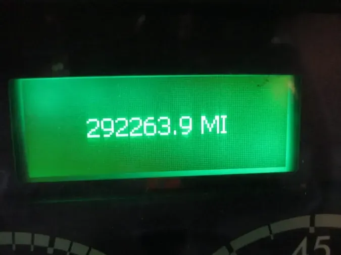 2018 FREIGHTLINER M2 106