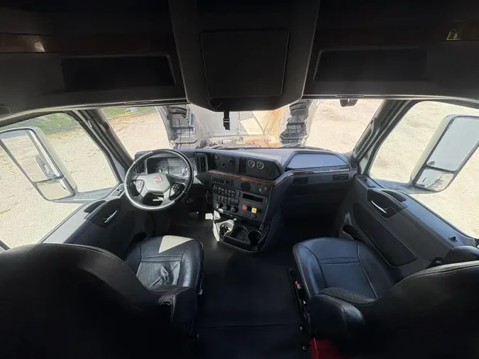 2021 International LT625