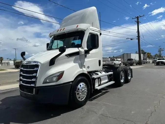 2020 Freightliner Cascadia