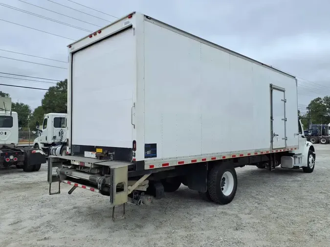 2018 FREIGHTLINER M2 106
