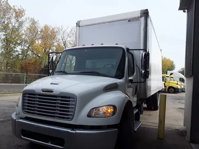 2015 FREIGHTLINER/MERCEDES M2 106