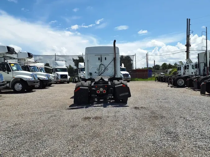 2020 FREIGHTLINER CASCADIA 113" DAYCAB