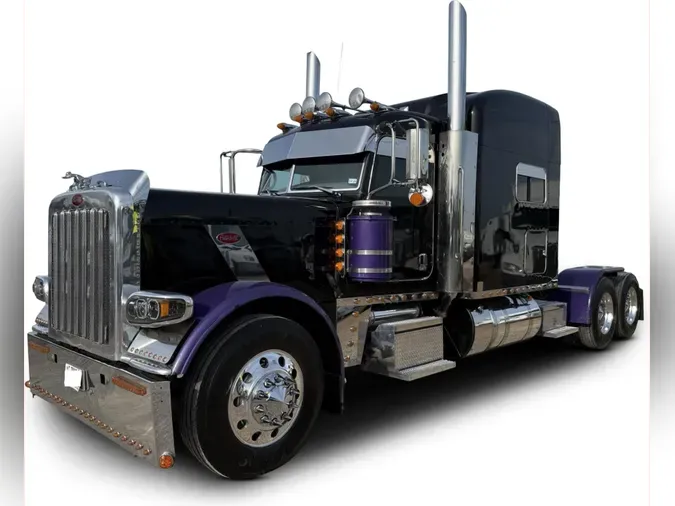 2024 Peterbilt 389ca2f5296f7634e86874981f2001e3b27