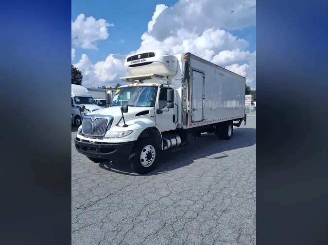 2020 NAVISTAR INTERNATIONAL MV607 (4X2)