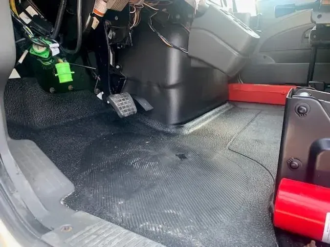 2019 International 4300