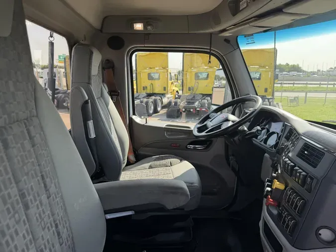 2022 Peterbilt 579