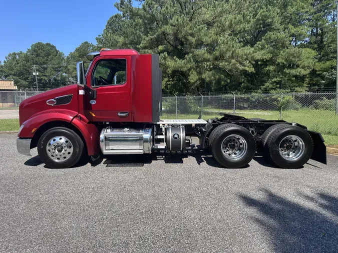 2022 Peterbilt 579