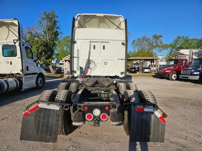 2020 FREIGHTLINER/MERCEDES NEW CASCADIA 116