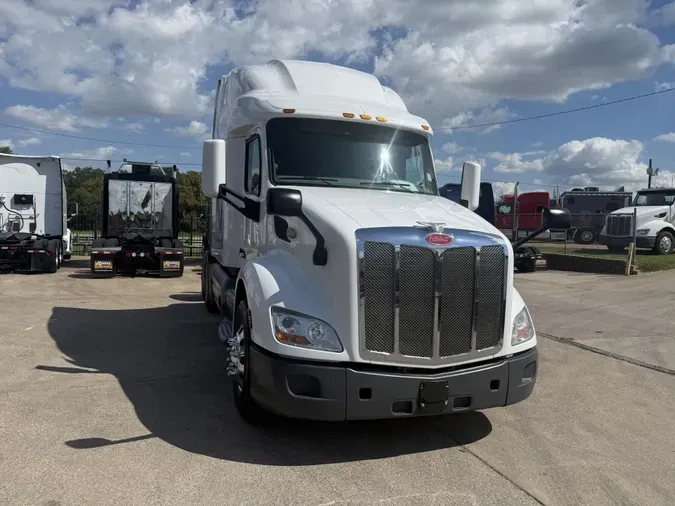 2021 Peterbilt 579