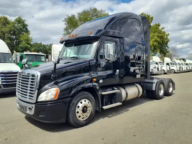 2019 FREIGHTLINER CASCADIA 125ca390c20c6f431d03b01285ddce513bc