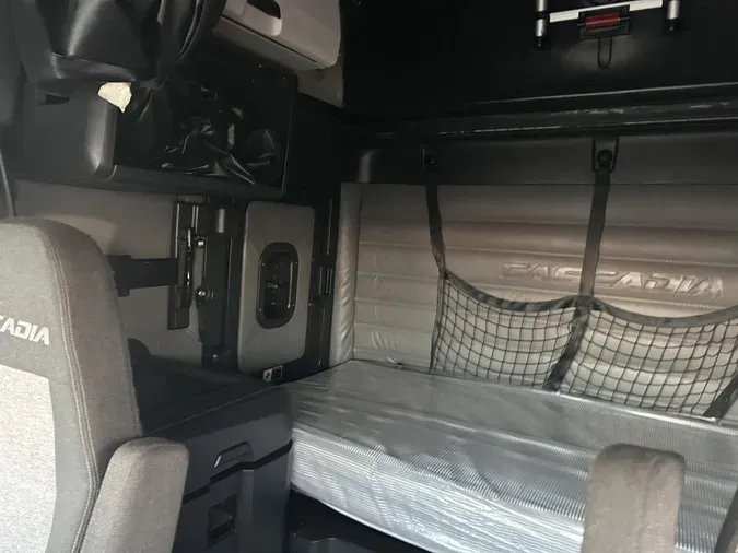 2021 Freightliner Cascadia