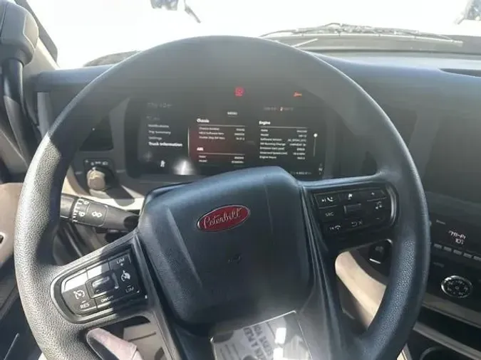 2025 Peterbilt 579ca3fb9be699044032ae5e5dcfd931d49