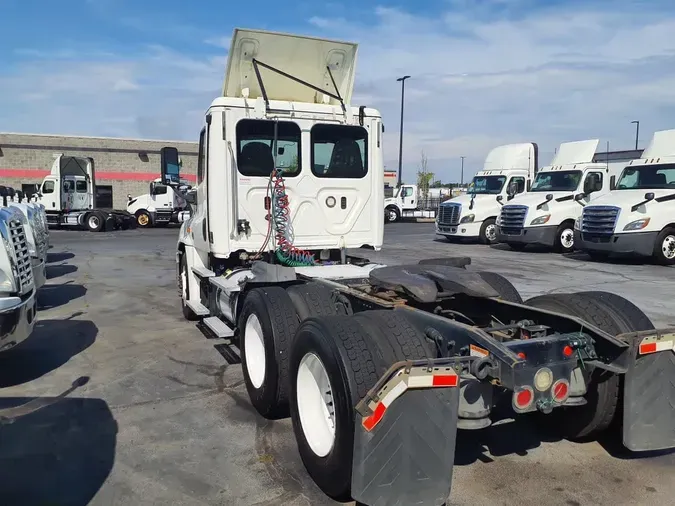 2018 FREIGHTLINER CASCADIA 125