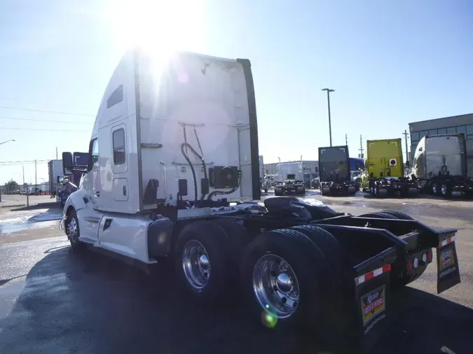 2021 Kenworth T680