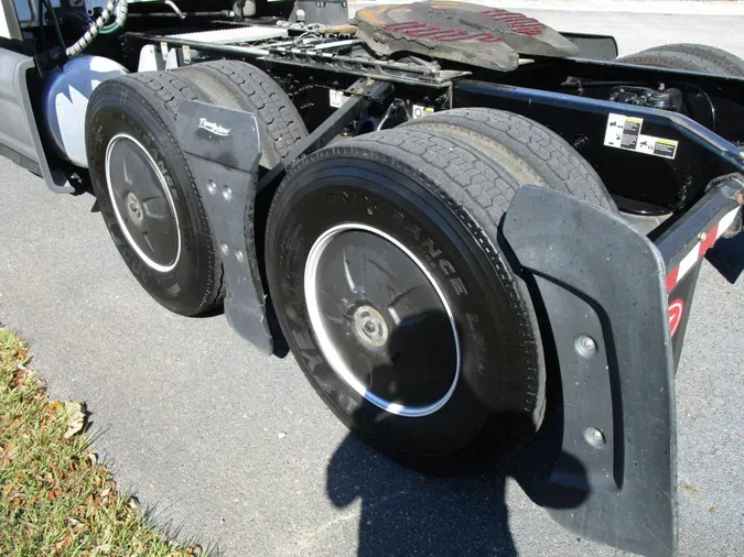 2021 Peterbilt 579ca47e026e317998e9f4087dcb0529911