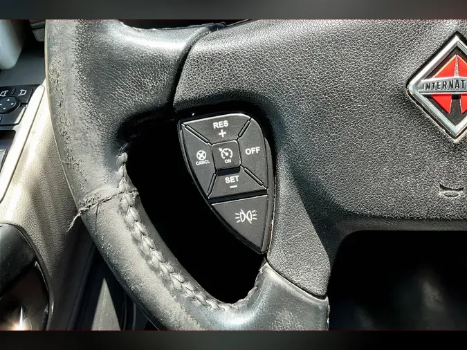 2021 INT LT625 6x4