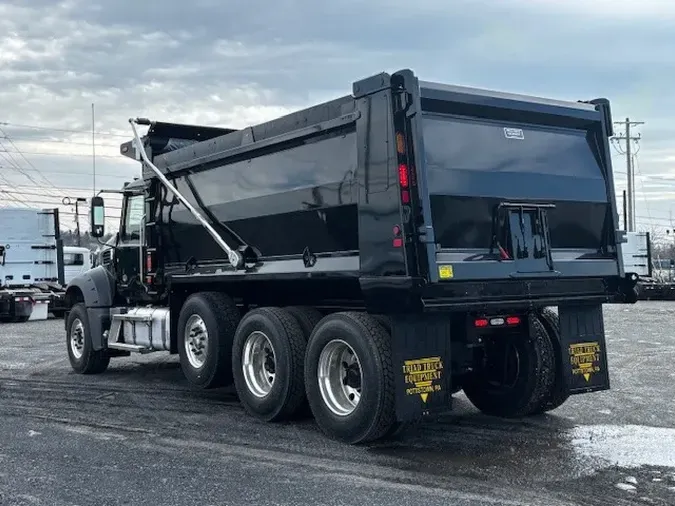 2026 MACK GR84Fca498d7d26e3f88840a854b4e86e4dd8