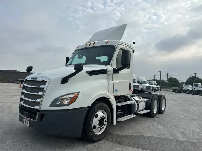 2018 FREIGHTLINER/MERCEDES NEW CASCADIA PX12664ca4ff2bfa890b08037d28857feaac37d